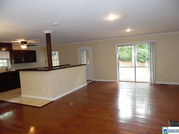 4th image of 1920 Wisterwood Dr