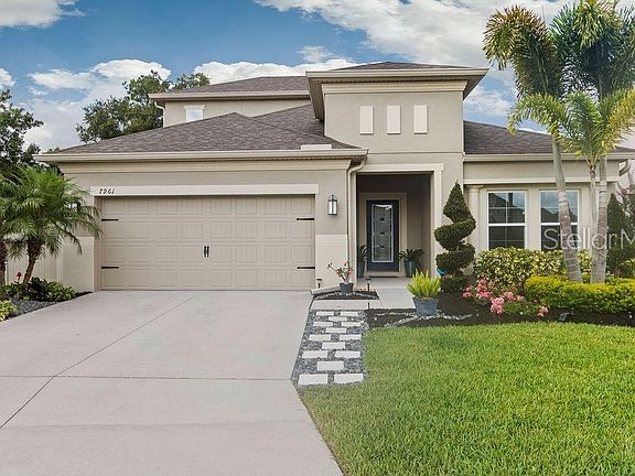 2nd image of 7961 Pleasant Pine Cir