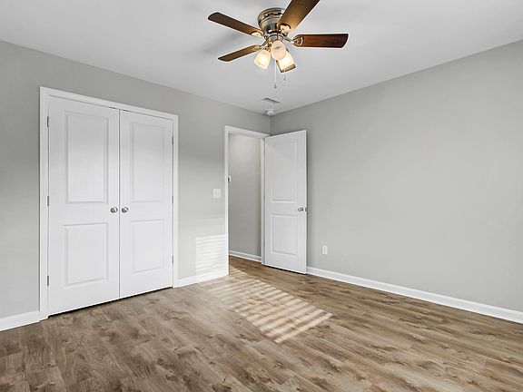 5th image of 104 Thelma Dr #A