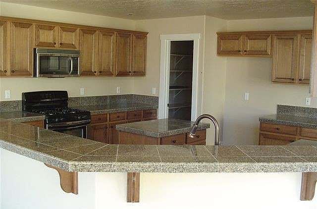 2nd image of 4153 Spearfish