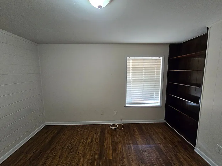 4250 N 8th Ave #1 — Photo 8