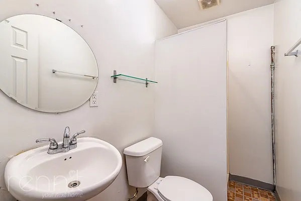 Rented by Rennit Inc. | media 10