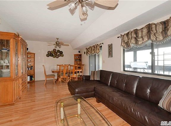 4th image of 518 115th St #E