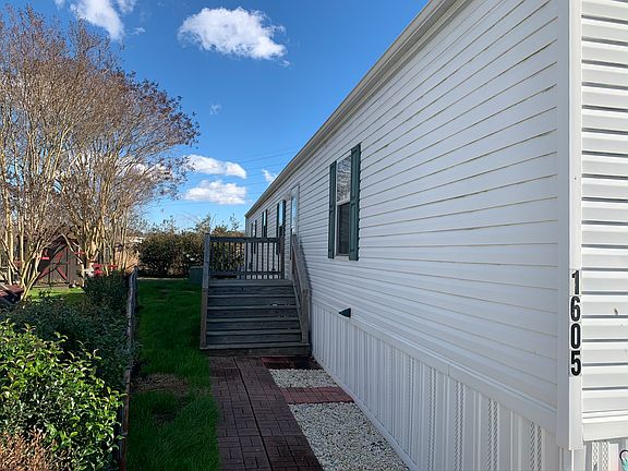 3rd image of 1605 Red Head Ct