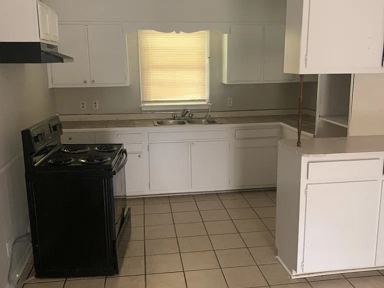 1531 Flamingo Ln — Photo 3