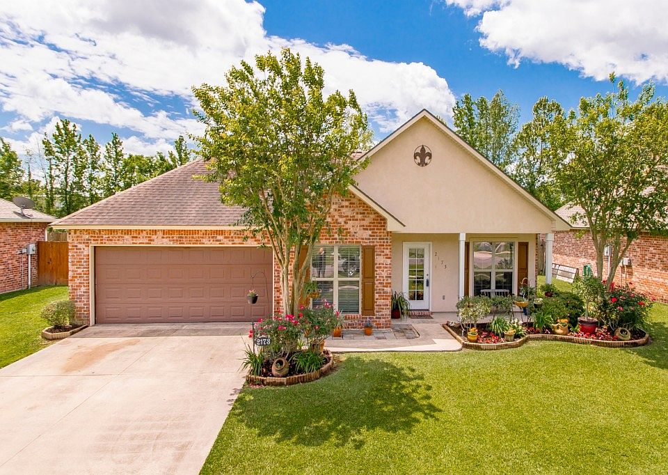 1st image of 2173 Woodland Ct