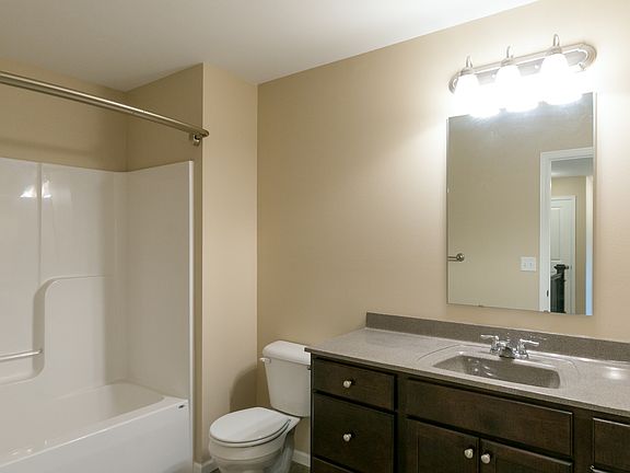 2nd image of 400 Churchill Dr