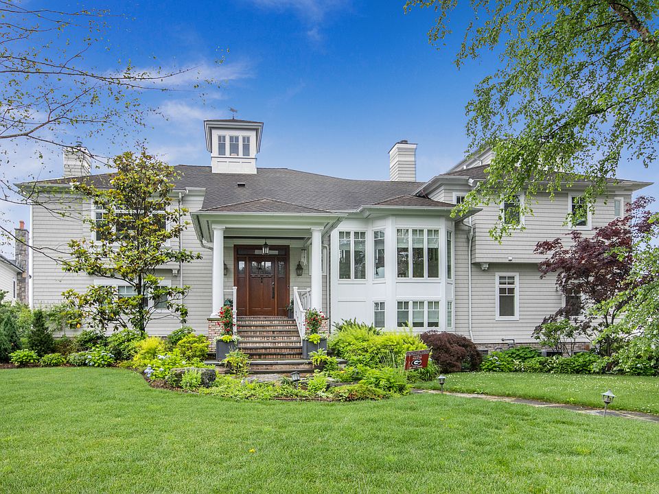 4 Hilltop Dr, Port Chester, NY 10573 Zillow
