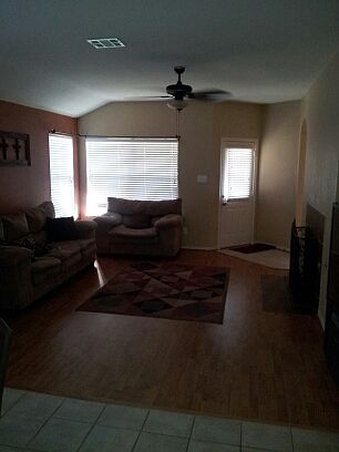 3rd image of 309 Admiral Dr