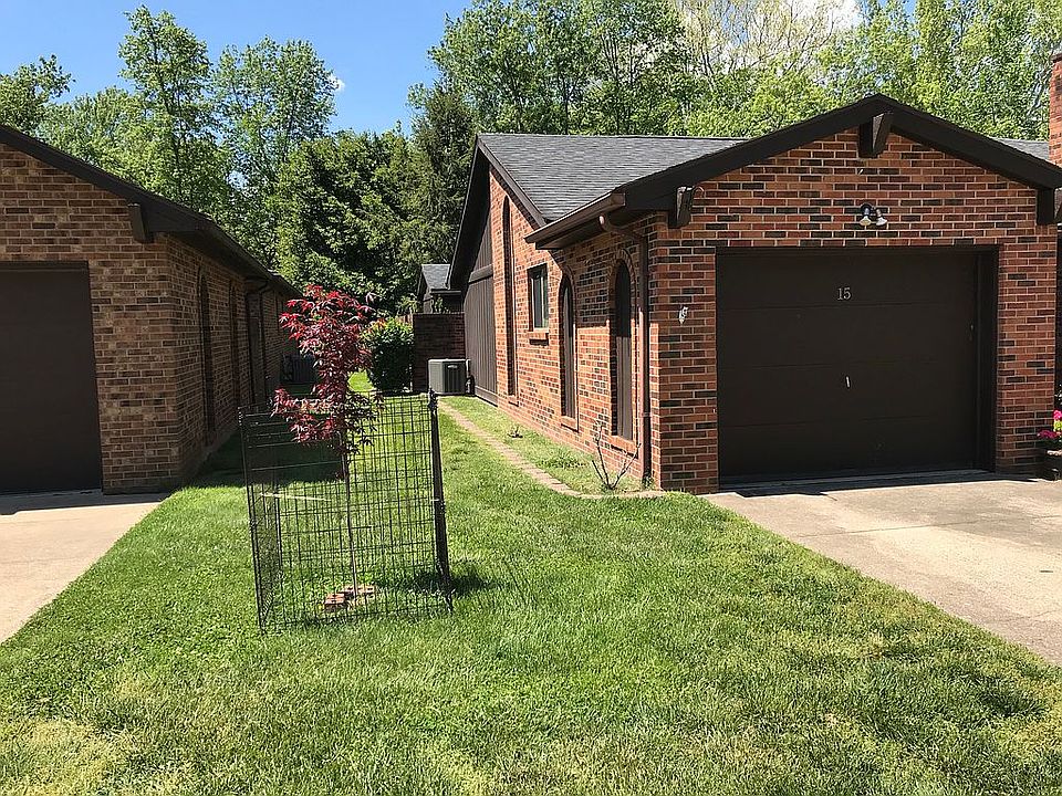 1st image of 15 Parkview Way #15