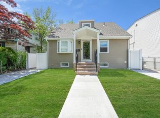 49-20 170th St #1, Fresh Meadows, NY 11365