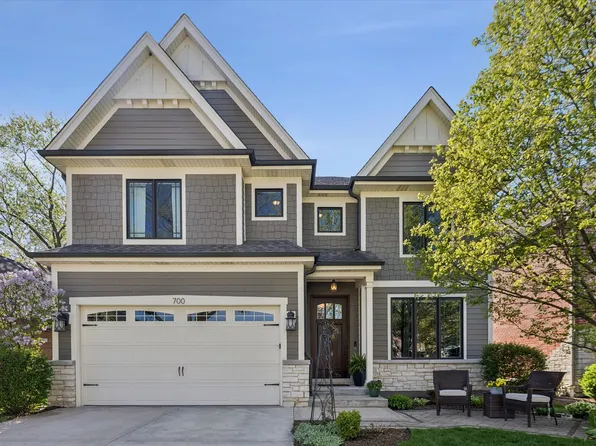 700 S Swain Ave, Elmhurst, IL 60126