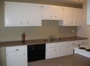 8381 N Akins Rd #H-6, North Royalton, OH 44133
