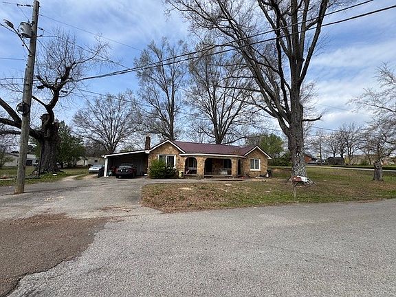 2nd image of 176 Buckner St