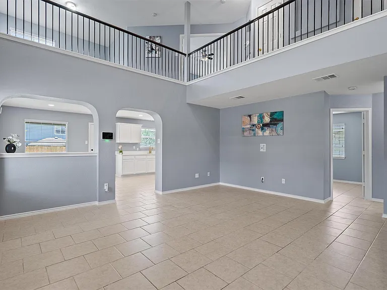 12629 James Polk St — Photo 3
