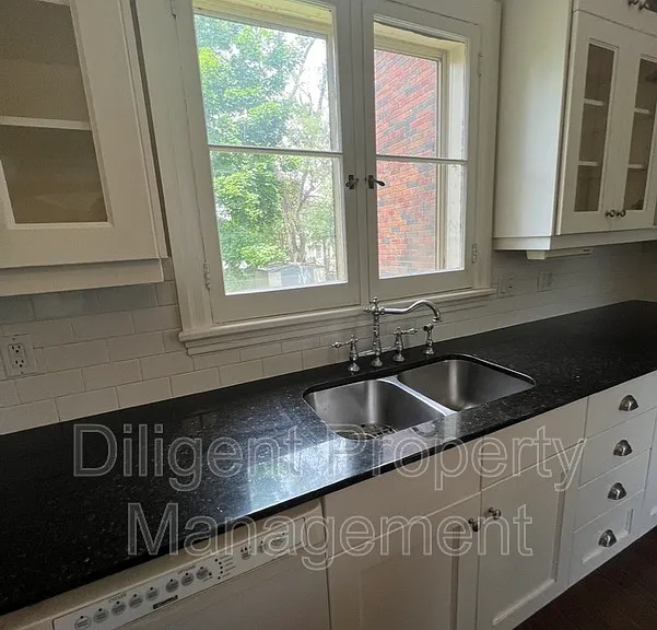 642 Bolivar St #MAIN FLOOR — Photo 55