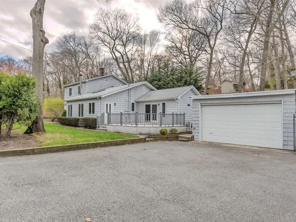 144 Hallock Landing Road, Rocky Point, NY 11778