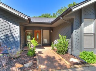 1921 Chaparral Ln, Edmond, OK 73013