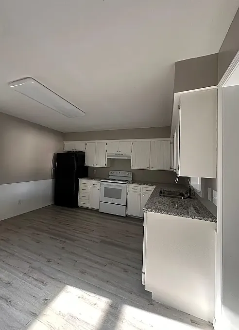 2 bed, 1.5 bath, 1100 sqft, $1,100 — Photo 2
