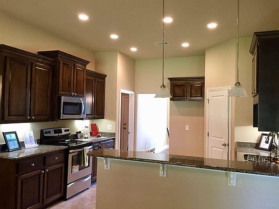 2nd image of 6186 Winchester Cir