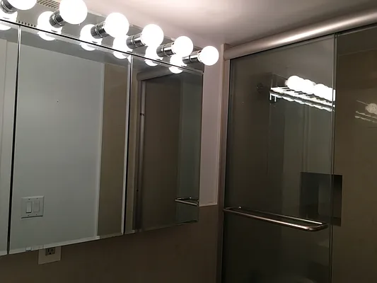 Rented by Sky Management | media 82