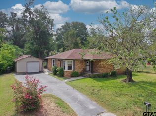 1909 Baker Dr, Tyler, TX 75702