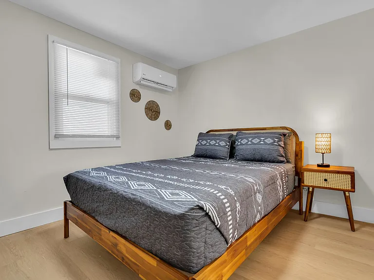 113 E Rio Grande Ave #1 — Photo 17