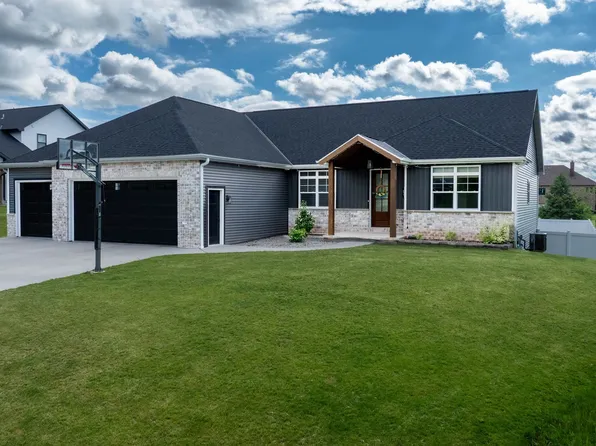 1871 Dallas Ln, De Pere, WI 54115