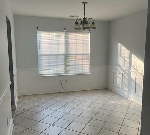 4th image of 4 Summerchase Dr