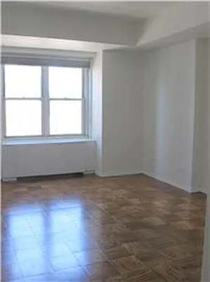 Rented by Domus Realty | media 17