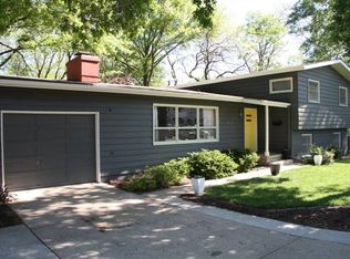 1622 Cambridge Rd, Lawrence, KS 66044