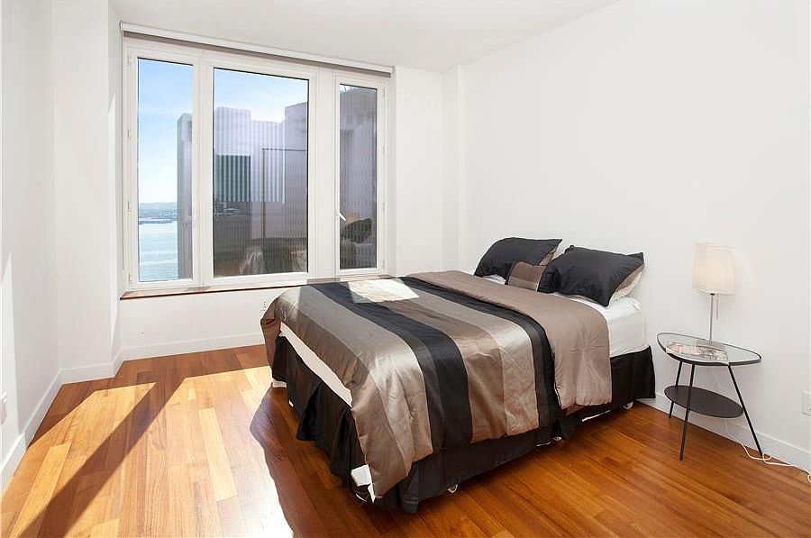 2nd image of 15 William St APT 25B