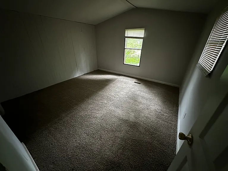 215 Holder Inman Rd #28 — Photo 6