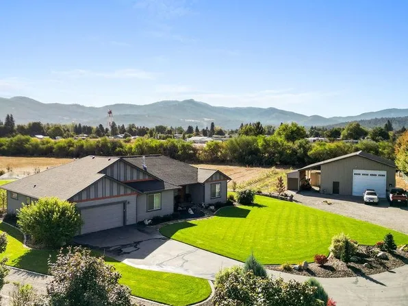 6010 N Chase Rd, Newman Lake, WA 99025