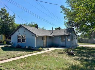 537 Albany Ave, Hot Springs, SD 57747