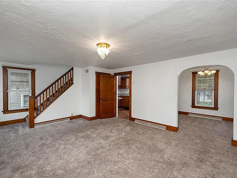 217 American Ave — Photo 8