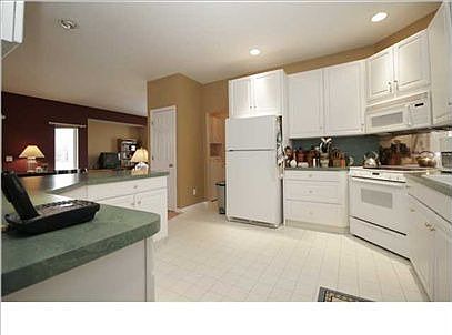 3rd image of 4278 Windcrest Dr SW
