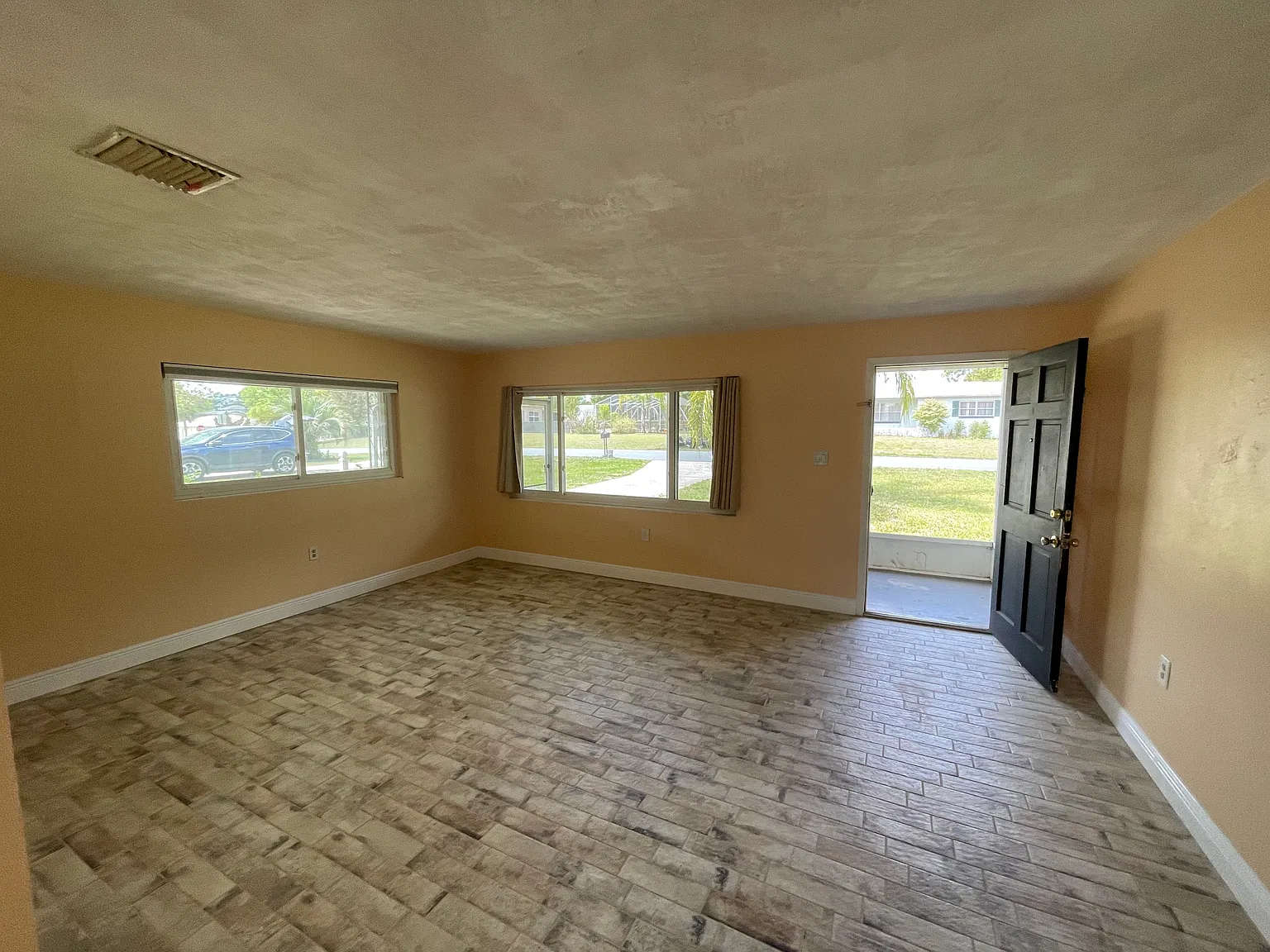 2 bed, 1316 sqft, $1,800 — Photo 4