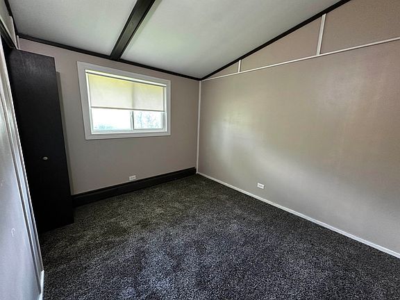 3rd image of 324 N Elizabeth Ave