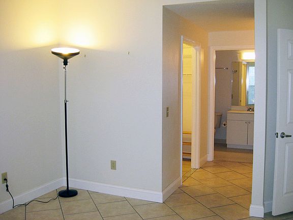 5th image of 11103 Harbour Vista Cir