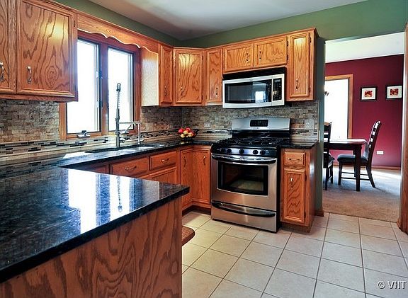 3rd image of 24955 Chelsea Ln