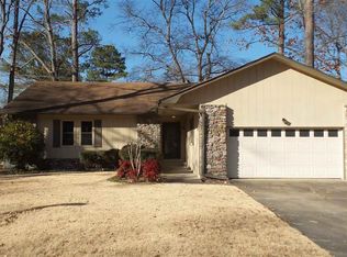 4 Orange Blossom Cir, Little Rock, AR 72210