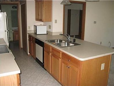 3rd image of 5701 Sanderling Ln