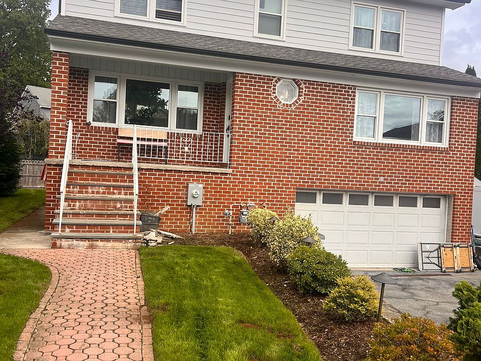 1st image of 6 Pine Cir