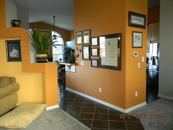 4th image of 24 Laramie Dr