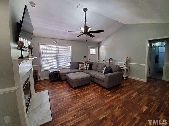 3rd image of 211 Mary Sandra Pl