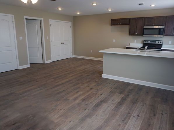 Parkview Apartments, 3545 Highway 67 N #8, Walnut Ridge, AR 72476