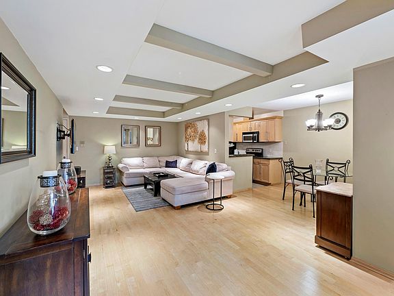 4th image of 1831 Prosser Ave APT 103