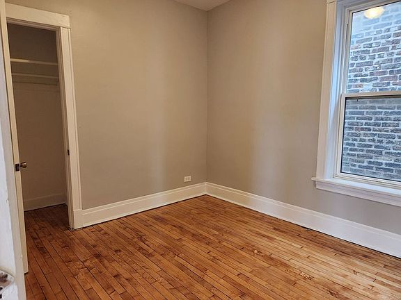 5th image of 446 N Leclaire Ave