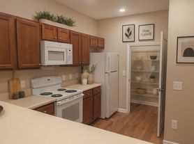 Farmington Hills Apartments